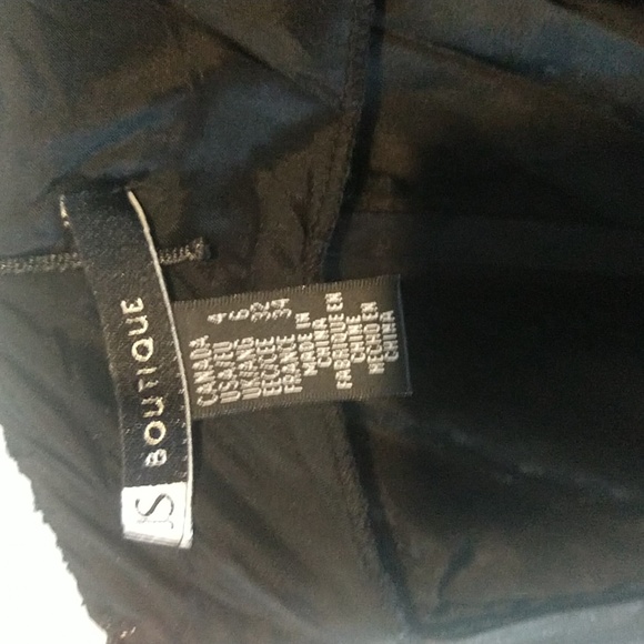 Gown - Picture 7 of 10